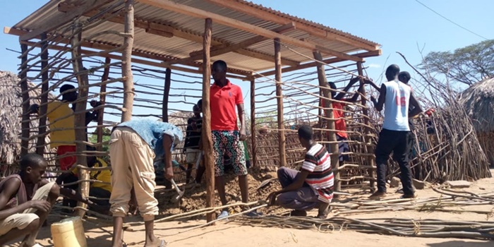 13 neue Häuschen für Familien in Napetet, Kenia