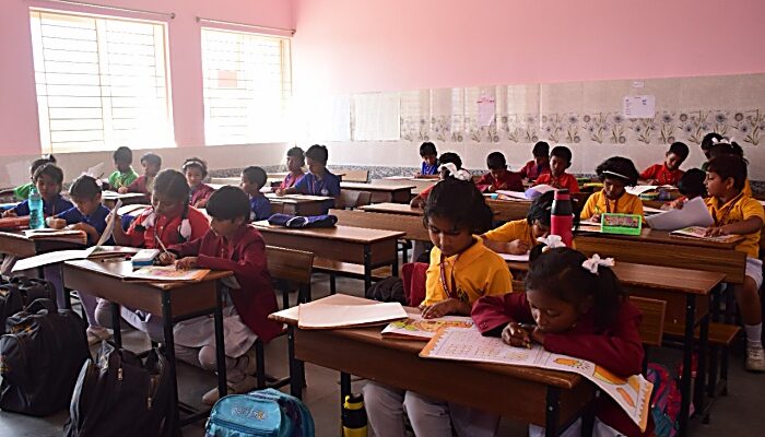 Unterstützung für Schulkinder in Bamra, Odisha, Indien
