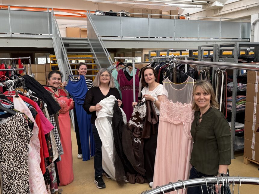 Erfolgreich durchgeführt: Der erste #swap4style Kleidertausch im Hilfswerk